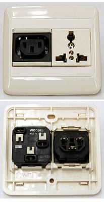 Receptacle UniWF6N2R320R4 FOR 50AMPS 220VOLTS